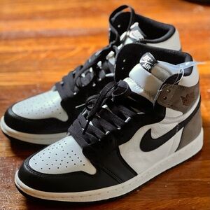 Jordan 1 Dark Mocha (W)